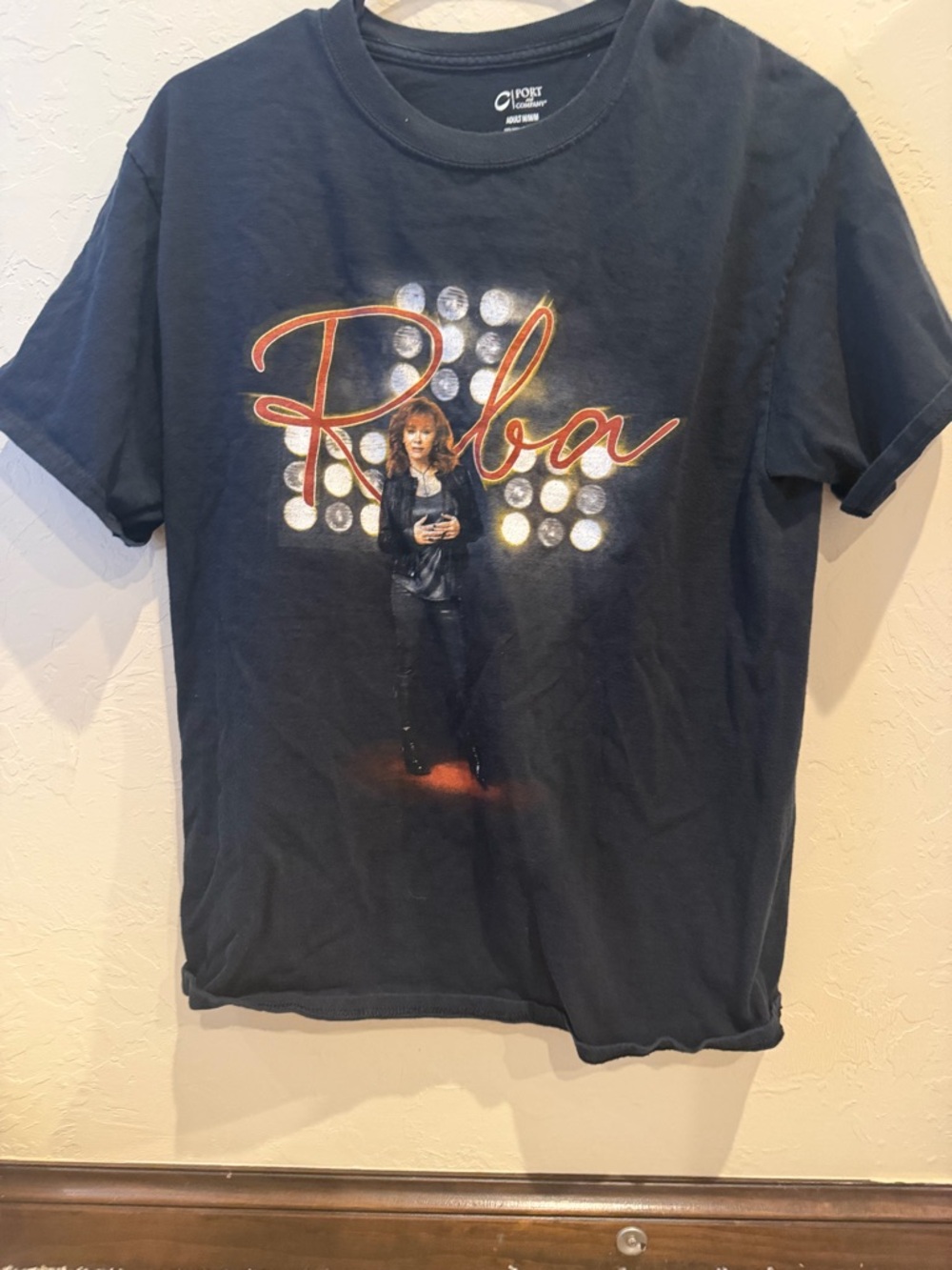 Reba McEntire Shirt Adult Medium Black M Country Music - Port and Company